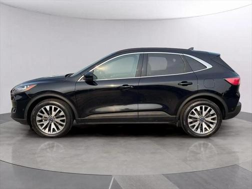 2021 Ford Escape Titanium