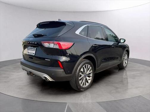 2021 Ford Escape Titanium