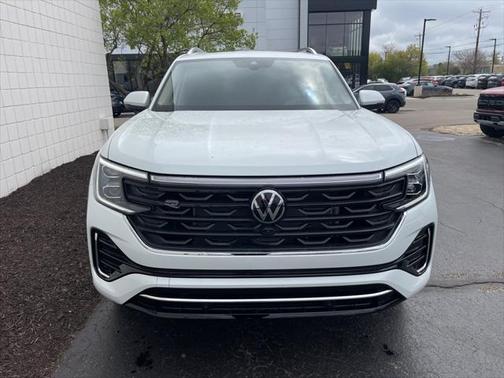 2025 Volkswagen Atlas 2.0T SEL Premium R-Line 4MOTION