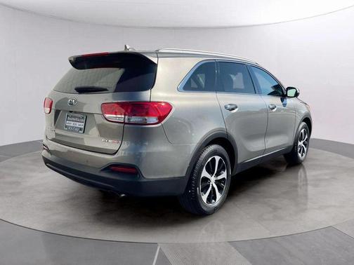 2017 Kia Sorento EX