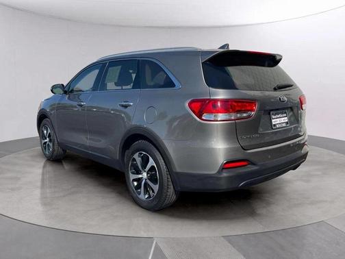 2017 Kia Sorento EX