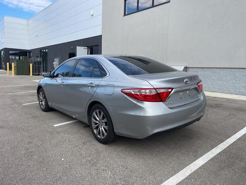 2017 Toyota Camry XLE