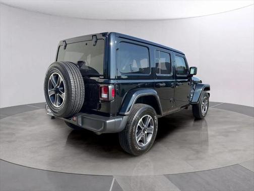 2023 Jeep Wrangler Sahara