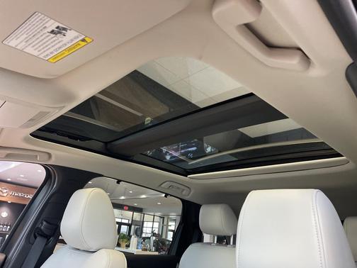 2026 Mazda CX-90 PHEV Premium Plus