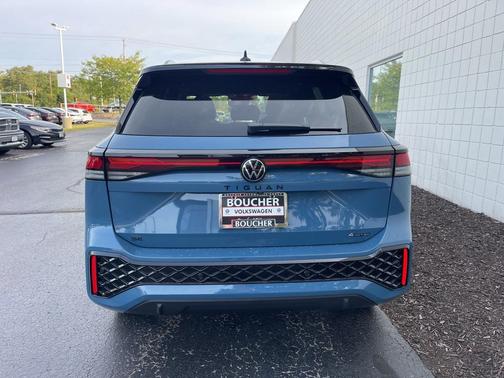2025 Volkswagen Tiguan 2.0T SE R-Line Black 4MOTION