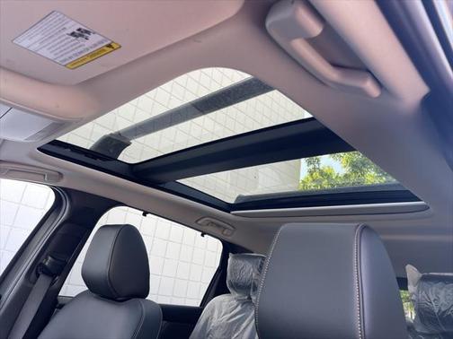 2025 Mazda CX-70 PHEV Premium