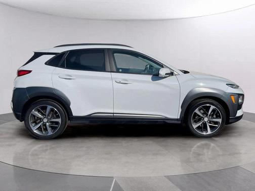2021 Hyundai KONA Limited