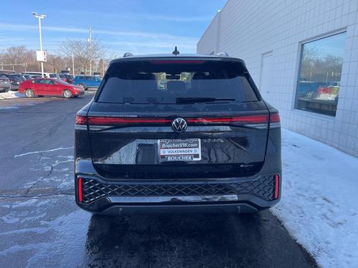 2026 Volkswagen Tiguan 2.0T SE R-Line Black 4MOTION