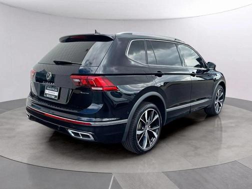 2024 Volkswagen Tiguan 2.0T SEL R-Line 4MOTION