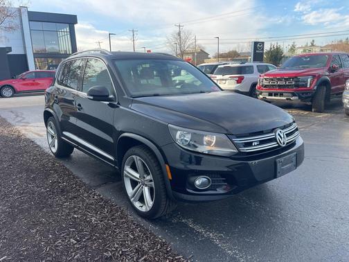 2016 Volkswagen Tiguan R-Line