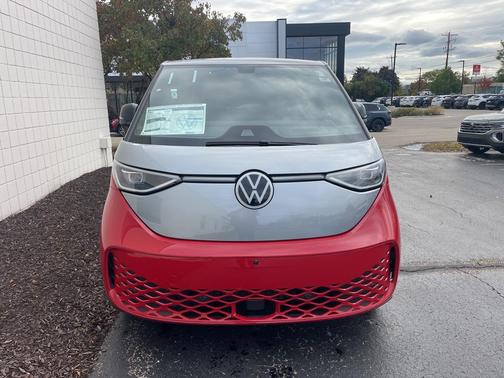 2025 Volkswagen ID. Buzz Pro S Plus