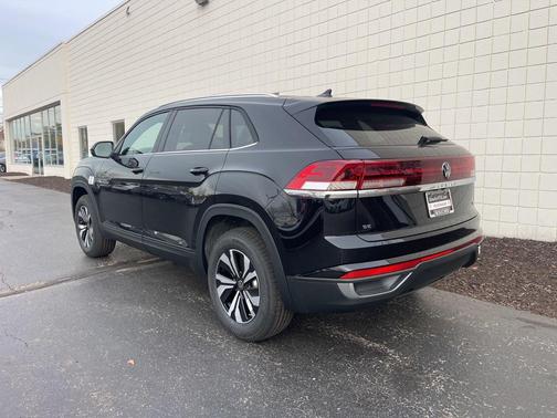 2026 Volkswagen Atlas Cross Sport 2.0T SE