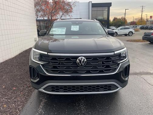 2026 Volkswagen Atlas Cross Sport 2.0T SE