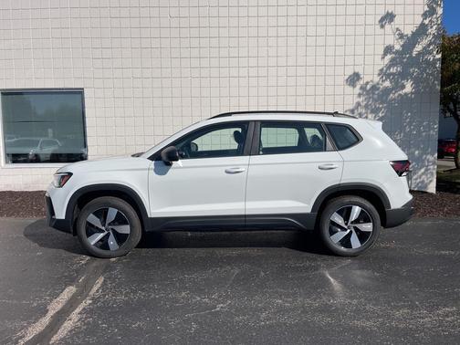 2025 Volkswagen Taos 1.5T S
