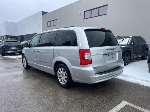 2011 Chrysler Town & Country Touring-L