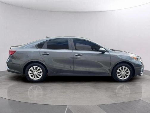 2020 Kia Forte FE