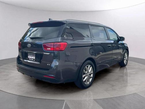 2021 Kia Sedona EX