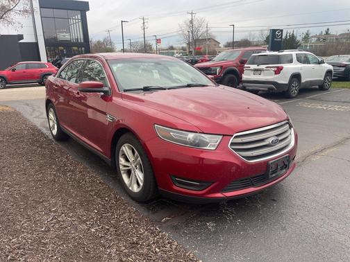 2015 Ford Taurus SEL