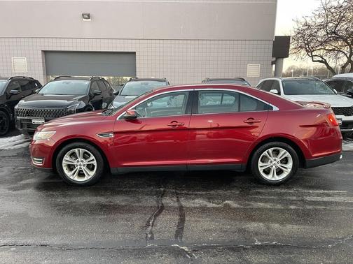 2015 Ford Taurus SEL