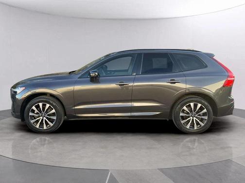 2024 Volvo XC60 B5 Core