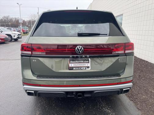 2025 Volkswagen Atlas 2.0T SE