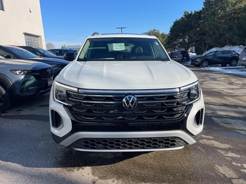 2026 Volkswagen Atlas 2.0T Peak Edition