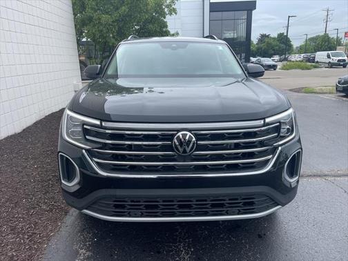 2025 Volkswagen Atlas 2.0T SE w/Technology 4MOTION