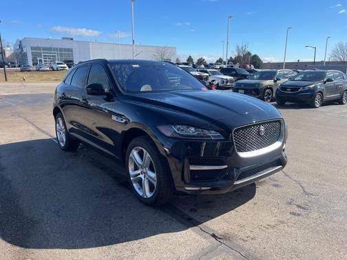 2017 Jaguar F-PACE 35t R-Sport