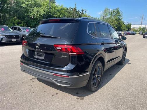 2022 Volkswagen Tiguan 2.0T SE 4MOTION