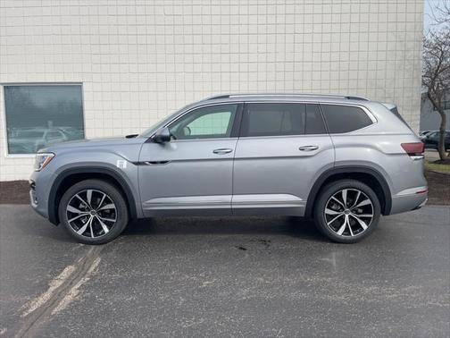 2025 Volkswagen Atlas 2.0T SEL Premium R-Line 4MOTION