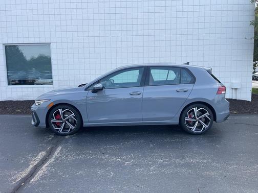 2025 Volkswagen Golf GTI 2.0T SE DSG