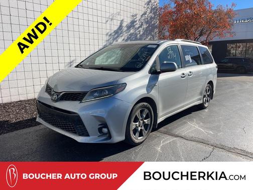 2020 Toyota Sienna SE