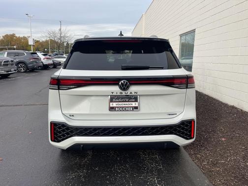 2026 Volkswagen Tiguan 2.0T SE R-Line Black 4MOTION