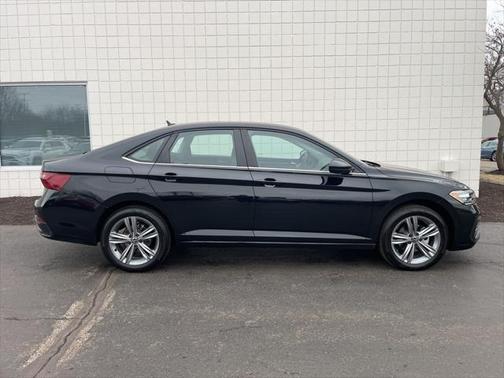 2022 Volkswagen Jetta 1.5T SE