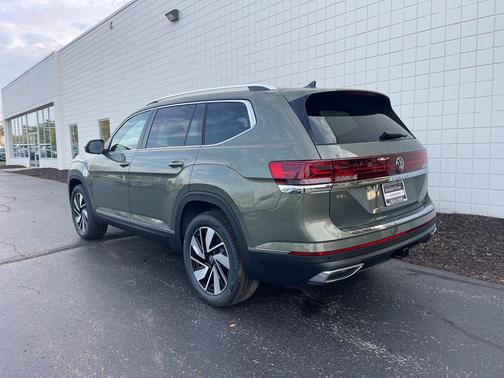 2026 Volkswagen Atlas 2.0T SEL