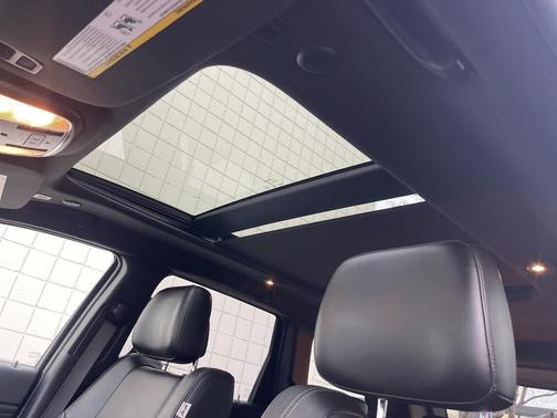 2021 Jeep Grand Cherokee 80th Anniversary Edition