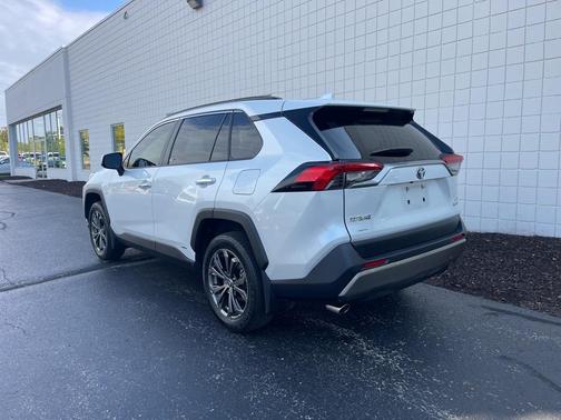2024 Toyota RAV4 Hybrid Limited