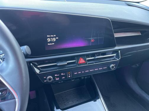 2023 Kia Niro Plug-In Hybrid EX