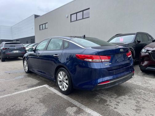 Horizon Blue 2018 Kia Optima EX