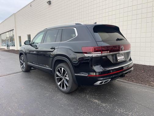 2026 Volkswagen Atlas 2.0T SEL Premium R-Line 4MOTION