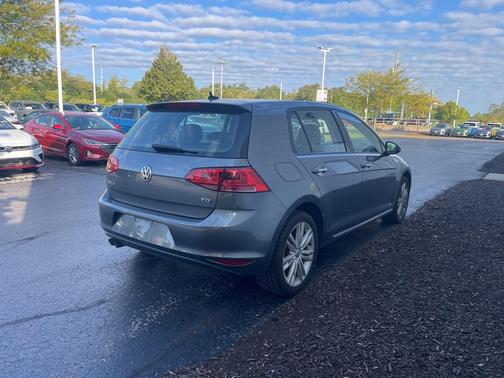 2015 Volkswagen Golf TDI S 4-Door