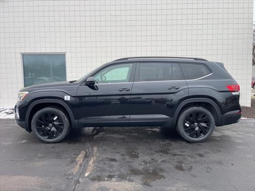 2025 Volkswagen Atlas 2.0T SE w/Technology 4MOTION