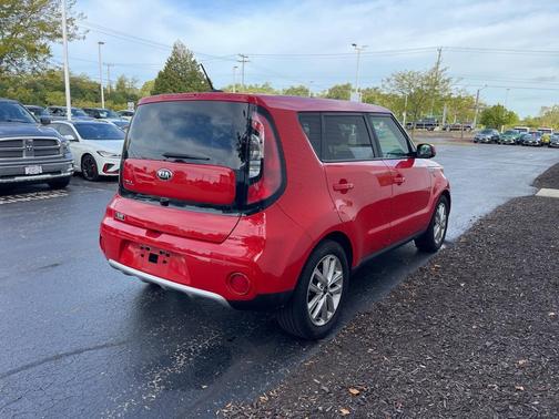 2017 Kia Soul +