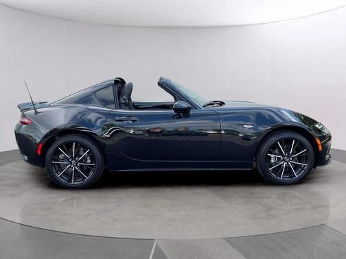 2024 Mazda MX-5 Miata RF Grand Touring