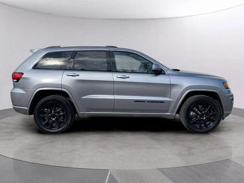 2021 Jeep Grand Cherokee Altitude