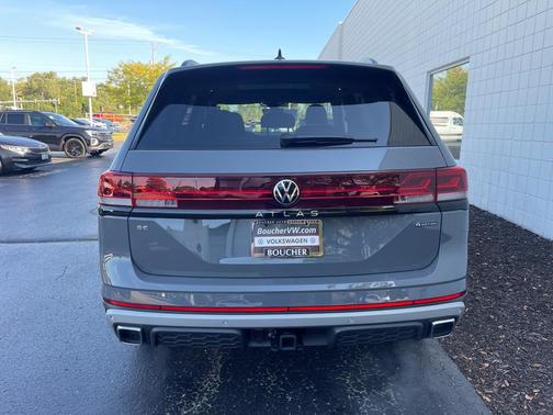 2025 Volkswagen Atlas 2.0T Peak Edition