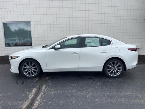 2025 Mazda Mazda3 FWD w/Preferred Package