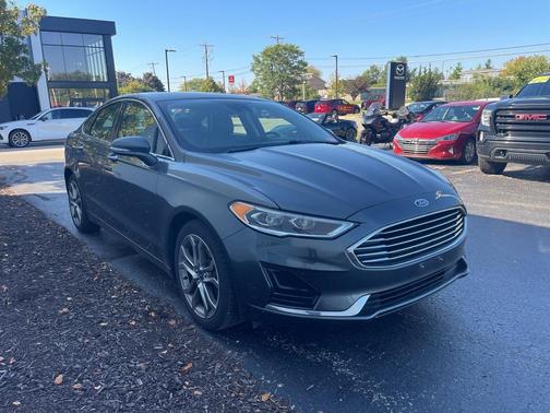 2019 Ford Fusion SEL
