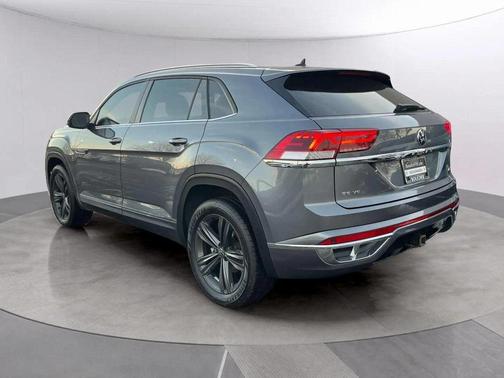 2020 Volkswagen Atlas Cross Sport 3.6L V6 SE w/Technology R-Line