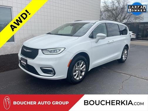 2022 Chrysler Pacifica Touring L
